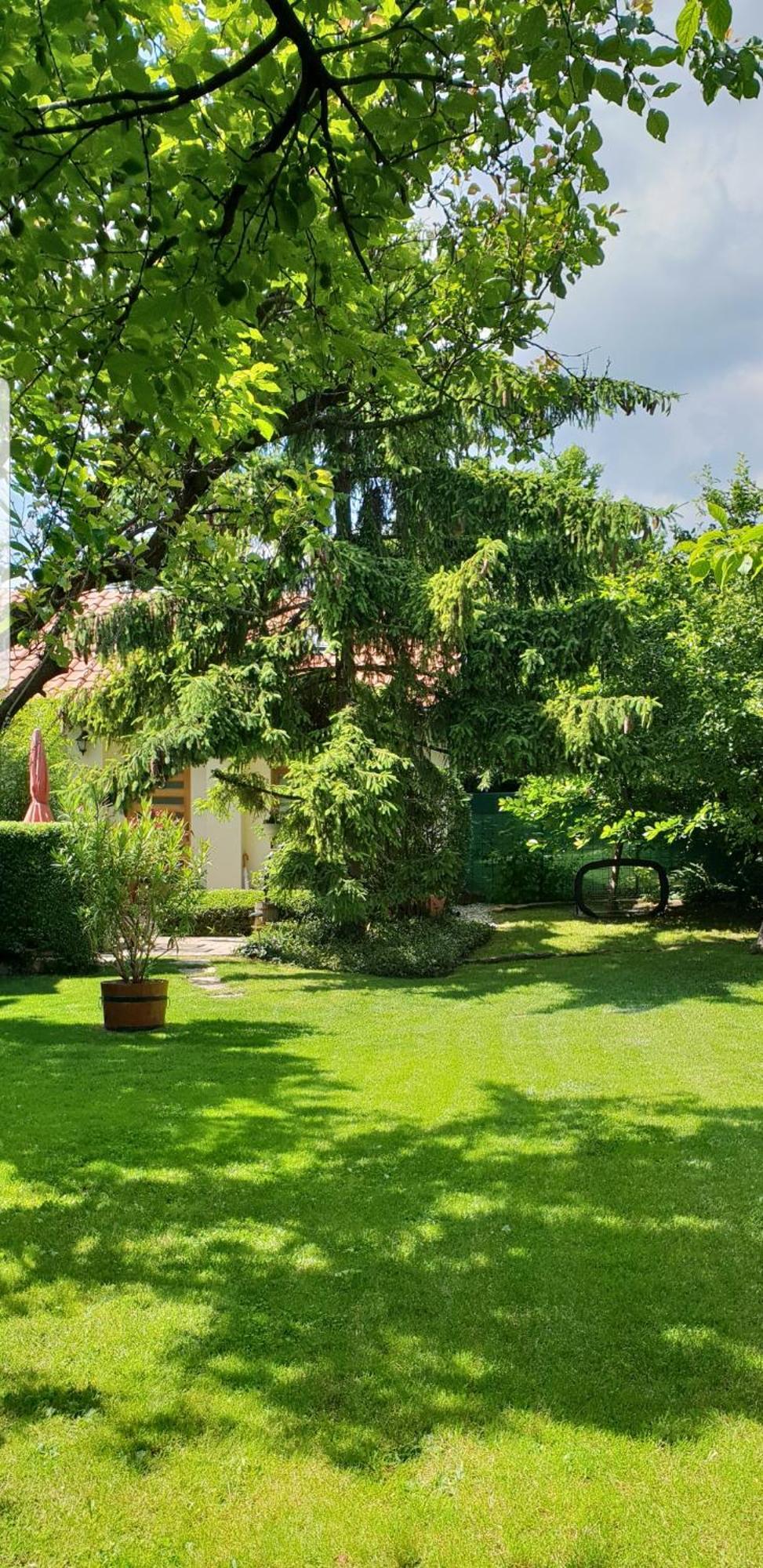 Fuered Deluxe Garden Apartment Balatonfured Bagian luar foto
