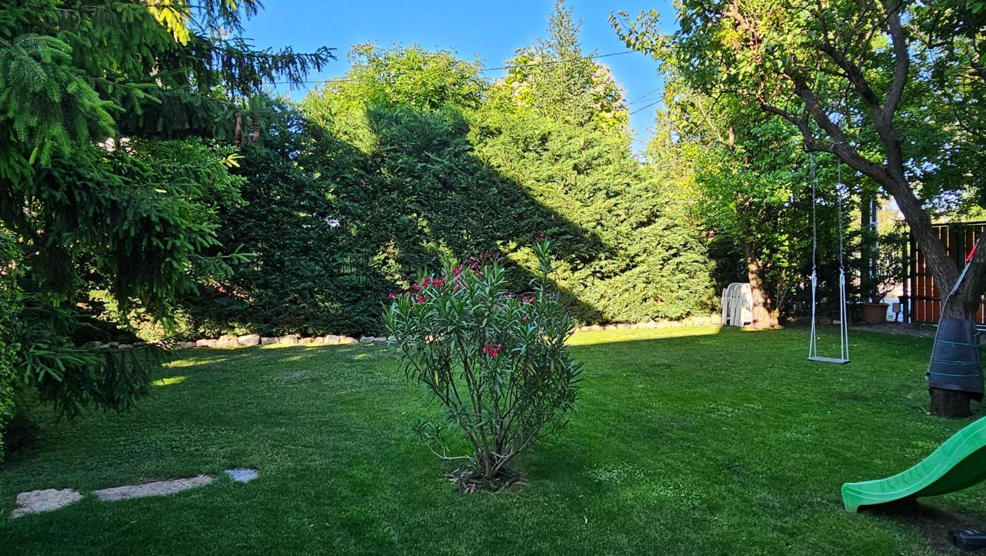 Fuered Deluxe Garden Apartment Balatonfured Bagian luar foto