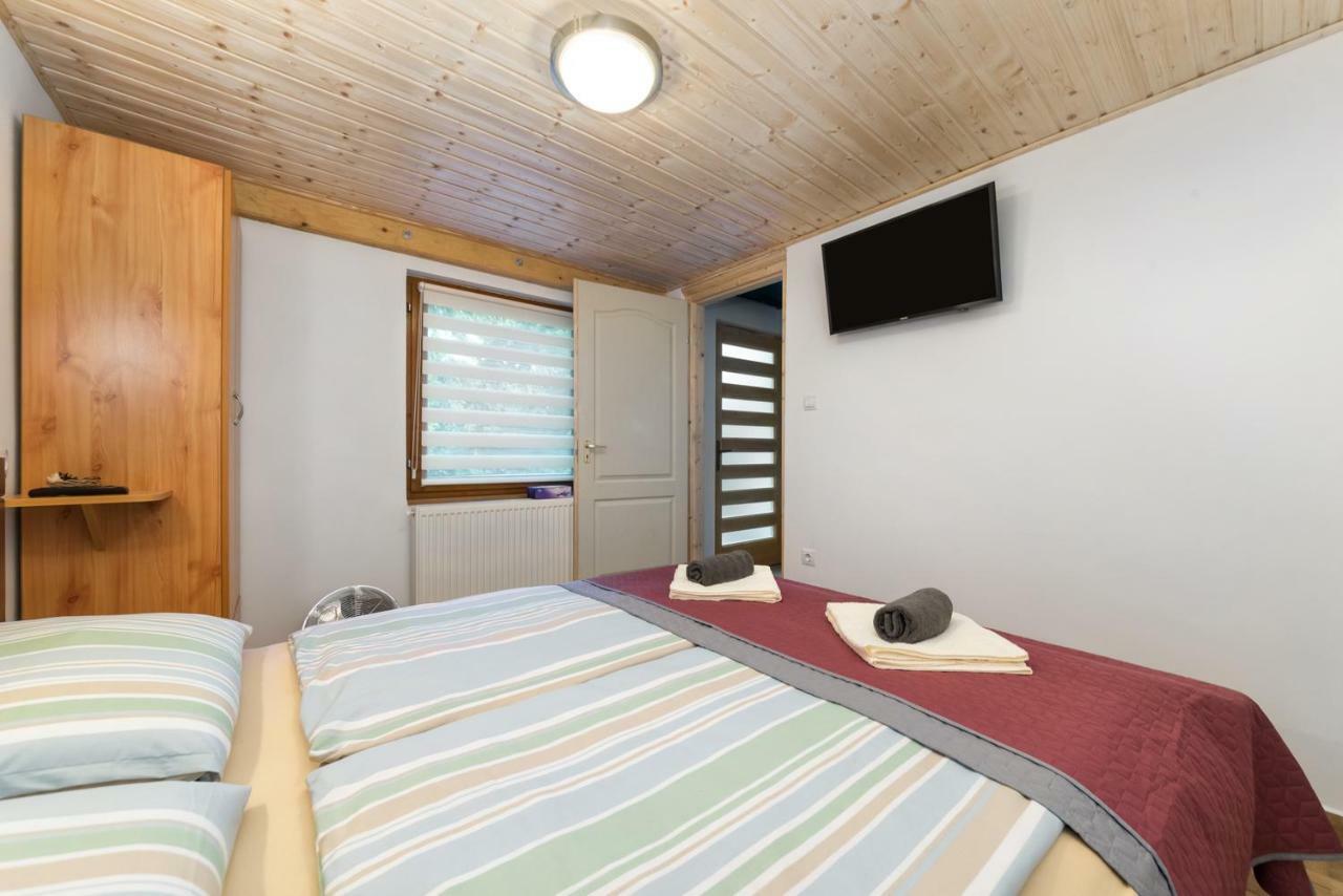 Fuered Deluxe Garden Apartment Balatonfured Bagian luar foto