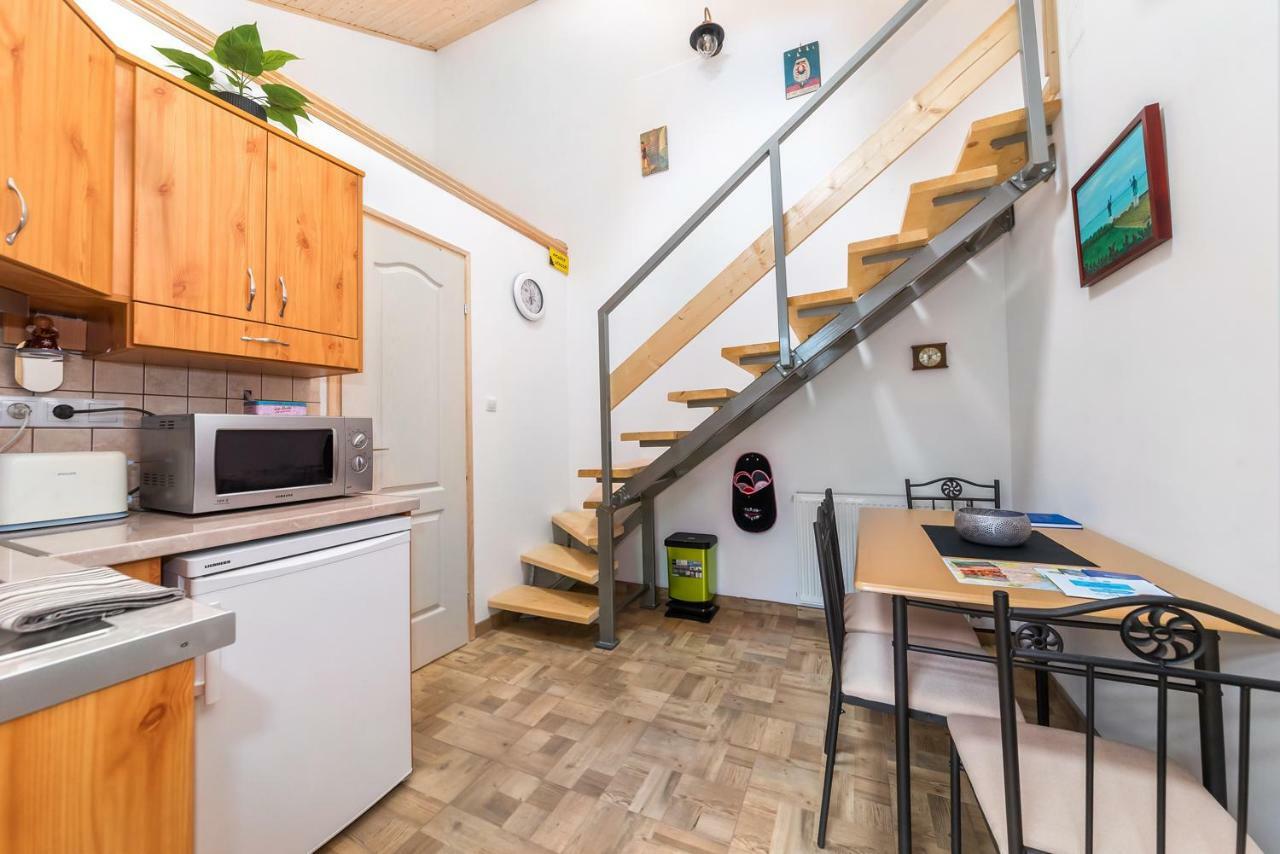 Fuered Deluxe Garden Apartment Balatonfured Bagian luar foto